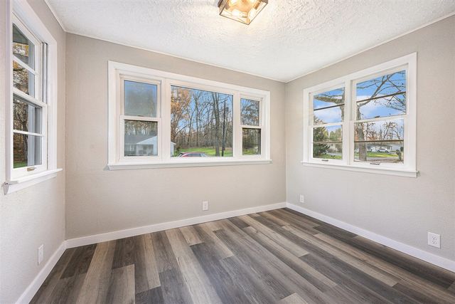 324 Robertson Avenue, Battle Creek, MI 49015