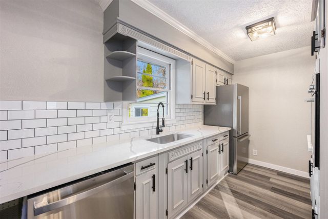 324 Robertson Avenue, Battle Creek, MI 49015