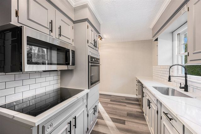 324 Robertson Avenue, Battle Creek, MI 49015