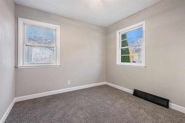 324 Robertson Avenue, Battle Creek, MI 49015