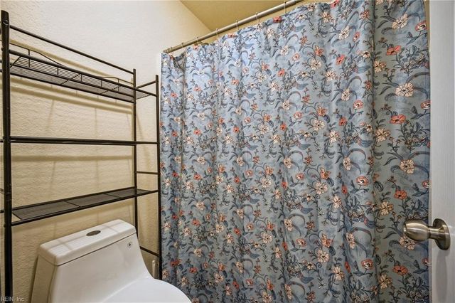 2220 Reservoir AVE, Norfolk, VA 23504