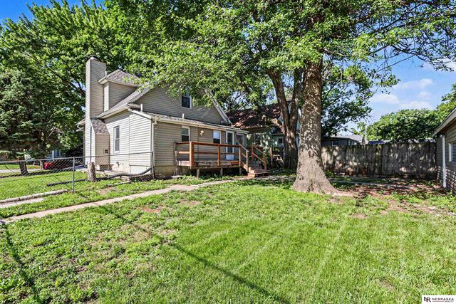 2298 Sheldon Street, Lincoln, NE 68503