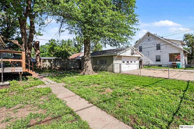 2298 Sheldon Street, Lincoln, NE 68503