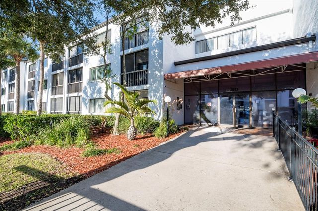 2593 COUNTRYSIDE BOULEVARD 7307, Clearwater, FL 33761