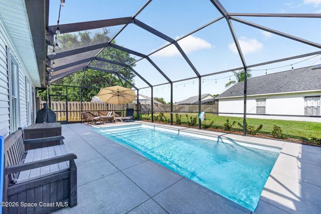 6806 Whitetail Court, Melbourne, FL 32940