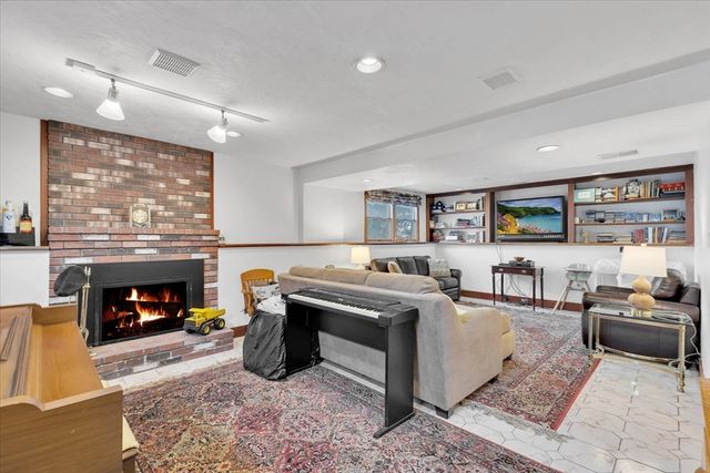 11 Old Farm Rd., Randolph, MA 02368