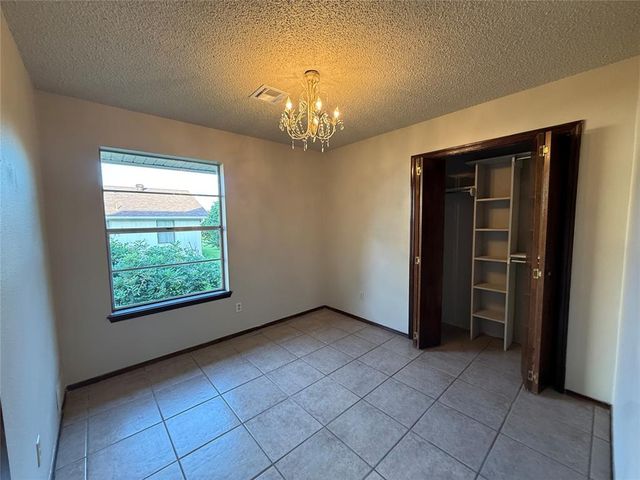 2001 Lona Avenue, Seminole, OK 74868