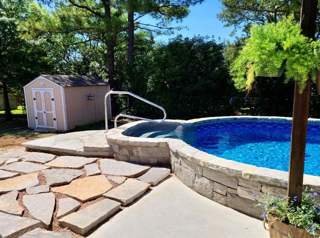 2001 Lona Avenue, Seminole, OK 74868
