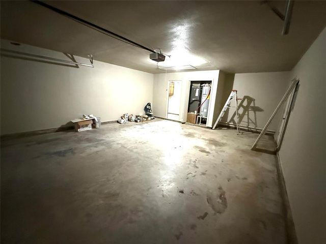 2001 Lona Avenue, Seminole, OK 74868