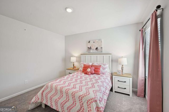 383 Lanier Circle, Woodstock, GA 30189