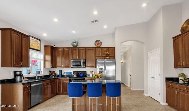 42422 W BRAVO Drive, Maricopa, AZ 85138