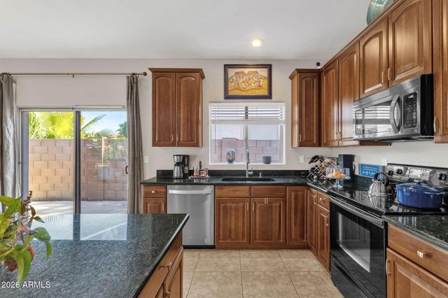 42422 W BRAVO Drive, Maricopa, AZ 85138