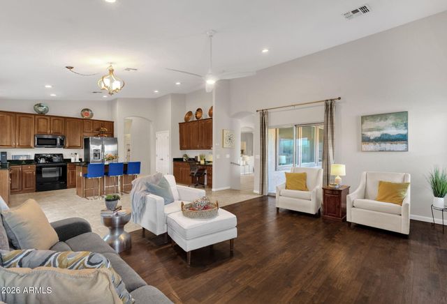 42422 W BRAVO Drive, Maricopa, AZ 85138