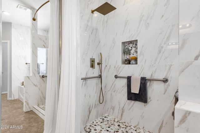 42422 W BRAVO Drive, Maricopa, AZ 85138