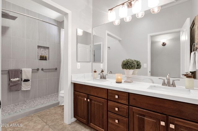 42422 W BRAVO Drive, Maricopa, AZ 85138