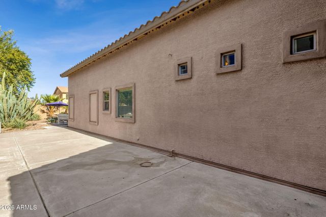 42422 W BRAVO Drive, Maricopa, AZ 85138