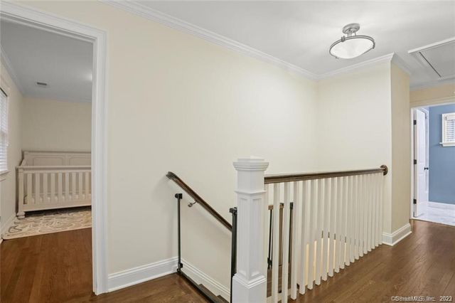 10 Harvann Road, Norwalk, CT 06850
