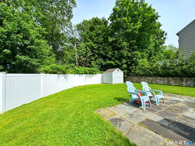 10 Harvann Road, Norwalk, CT 06850