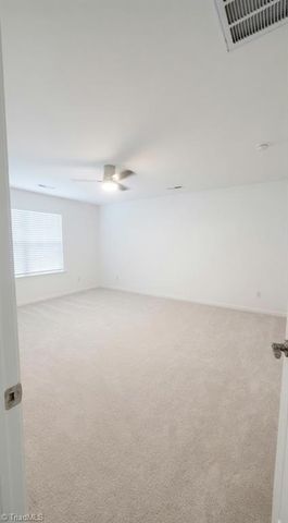 1388 Amberview Lane, Kernersville, NC 27284