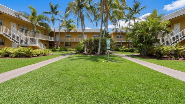 200 Croton Avenue 111, Lantana, FL 33462