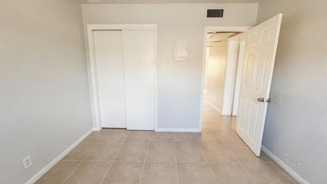 200 Croton Avenue 111, Lantana, FL 33462