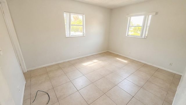 200 Croton Avenue 111, Lantana, FL 33462