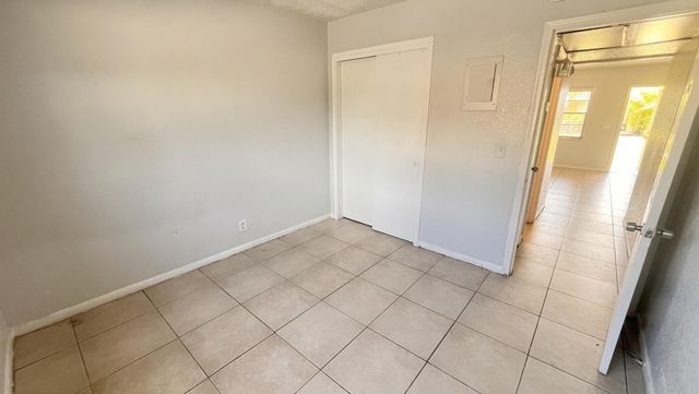 200 Croton Avenue 111, Lantana, FL 33462