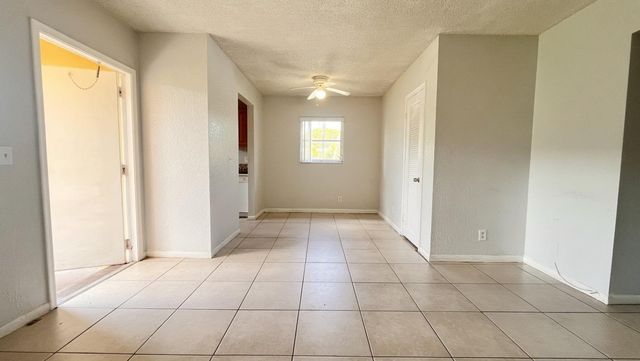 200 Croton Avenue 111, Lantana, FL 33462