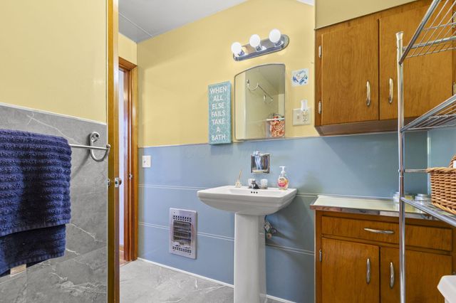 109 Riley Street, Mount Vernon, OH 43050