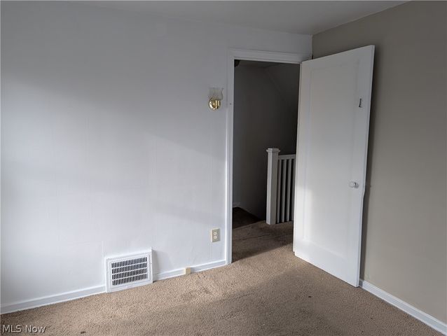 1492 E 250th Street, Euclid, OH 44117