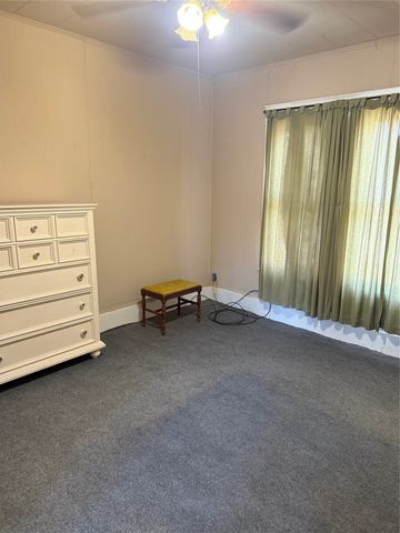 215 Bell Street, Gainesville, TX 76240