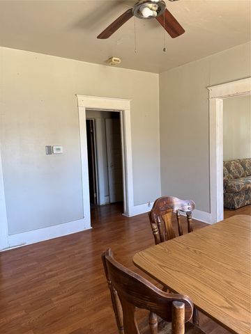 215 Bell Street, Gainesville, TX 76240