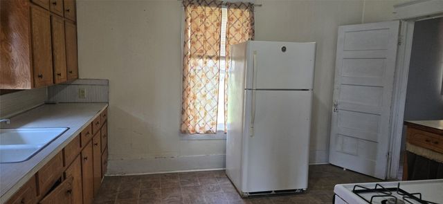 215 Bell Street, Gainesville, TX 76240