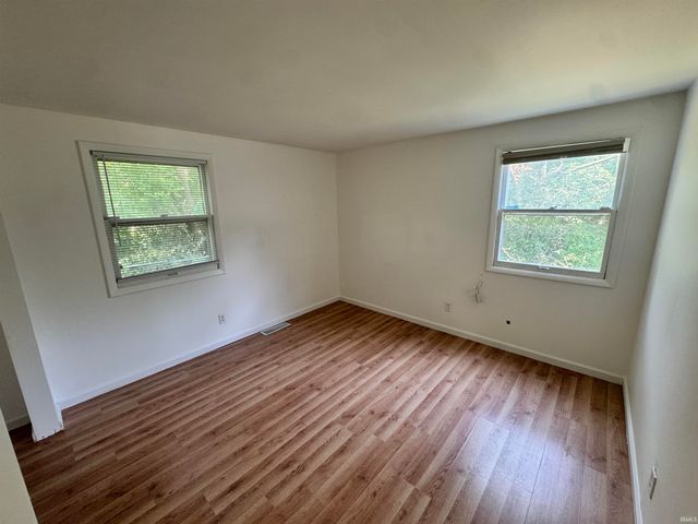 2219 W Bulla Street, South Bend, IN 46628