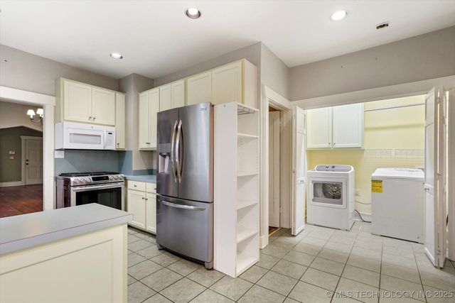 1513 S Owasso Avenue, Tulsa, OK 74120