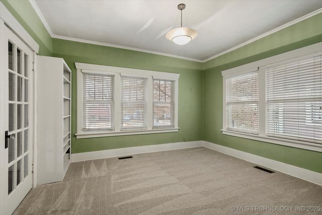 1513 S Owasso Avenue, Tulsa, OK 74120