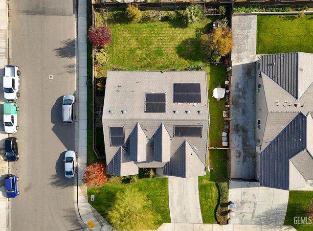 9000 Farmington Way, Bakersfield, CA 93313