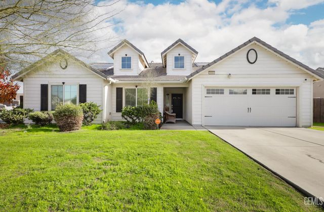 9000 Farmington Way, Bakersfield, CA 93313