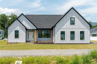 5155 RETRIEVER LN, Mcgaheysville, VA 22840