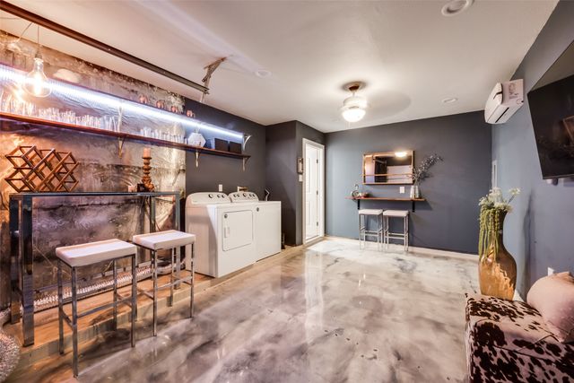 1201 Woodbrook Street, Arlington, TX 76011