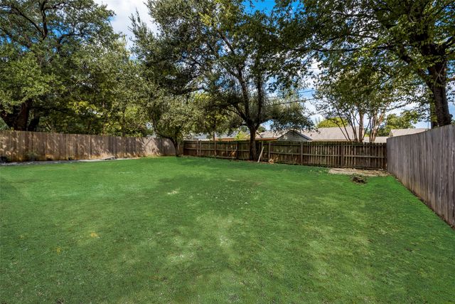 1201 Woodbrook Street, Arlington, TX 76011