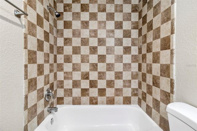 915 SEMINOLE BOULEVARD, Tarpon Springs, FL 34689