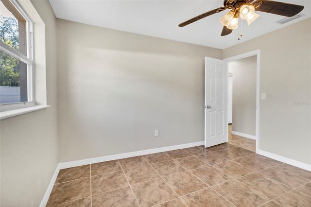 915 SEMINOLE BOULEVARD, Tarpon Springs, FL 34689