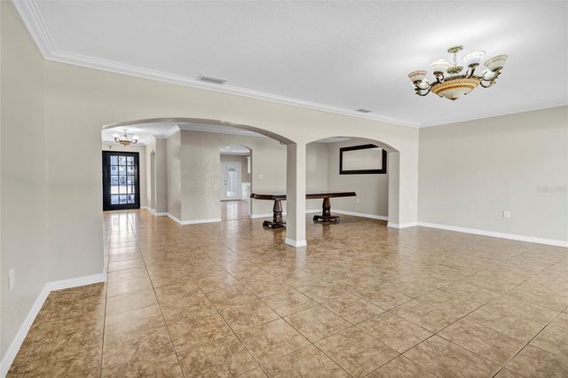 915 SEMINOLE BOULEVARD, Tarpon Springs, FL 34689