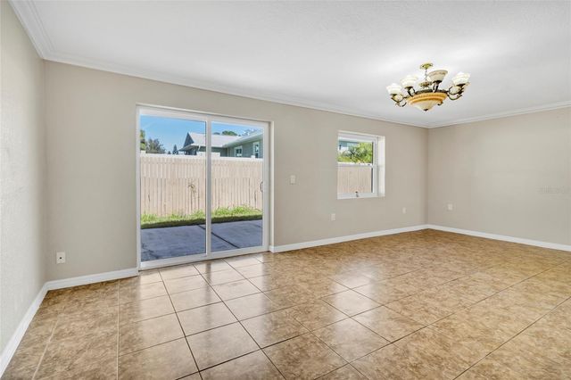 915 SEMINOLE BOULEVARD, Tarpon Springs, FL 34689