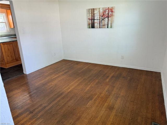 348 Gainsborough RD, Virginia Beach, VA 23462