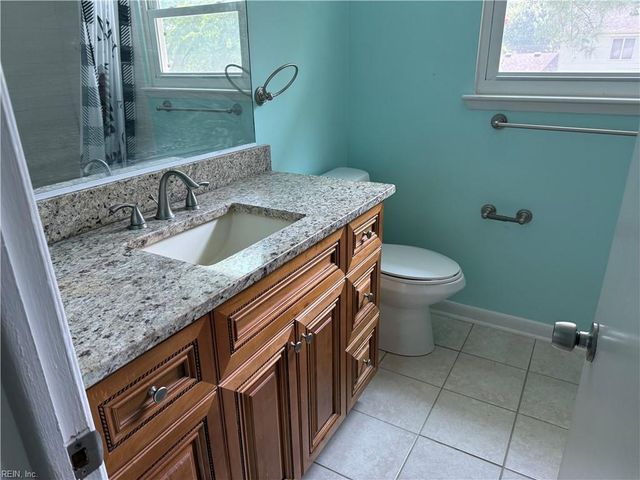 348 Gainsborough RD, Virginia Beach, VA 23462