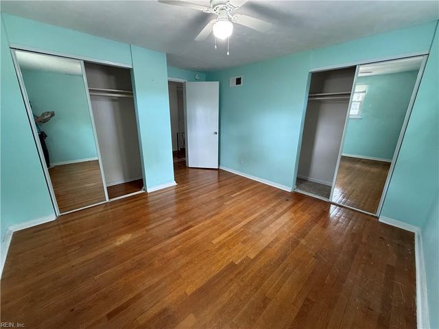 348 Gainsborough RD, Virginia Beach, VA 23462
