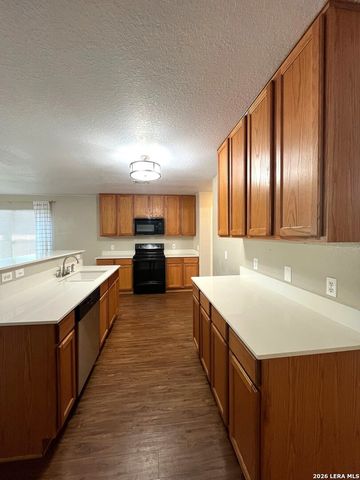 116 Harness Ln, Cibolo, TX 78108