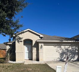 116 Harness Ln, Cibolo, TX 78108